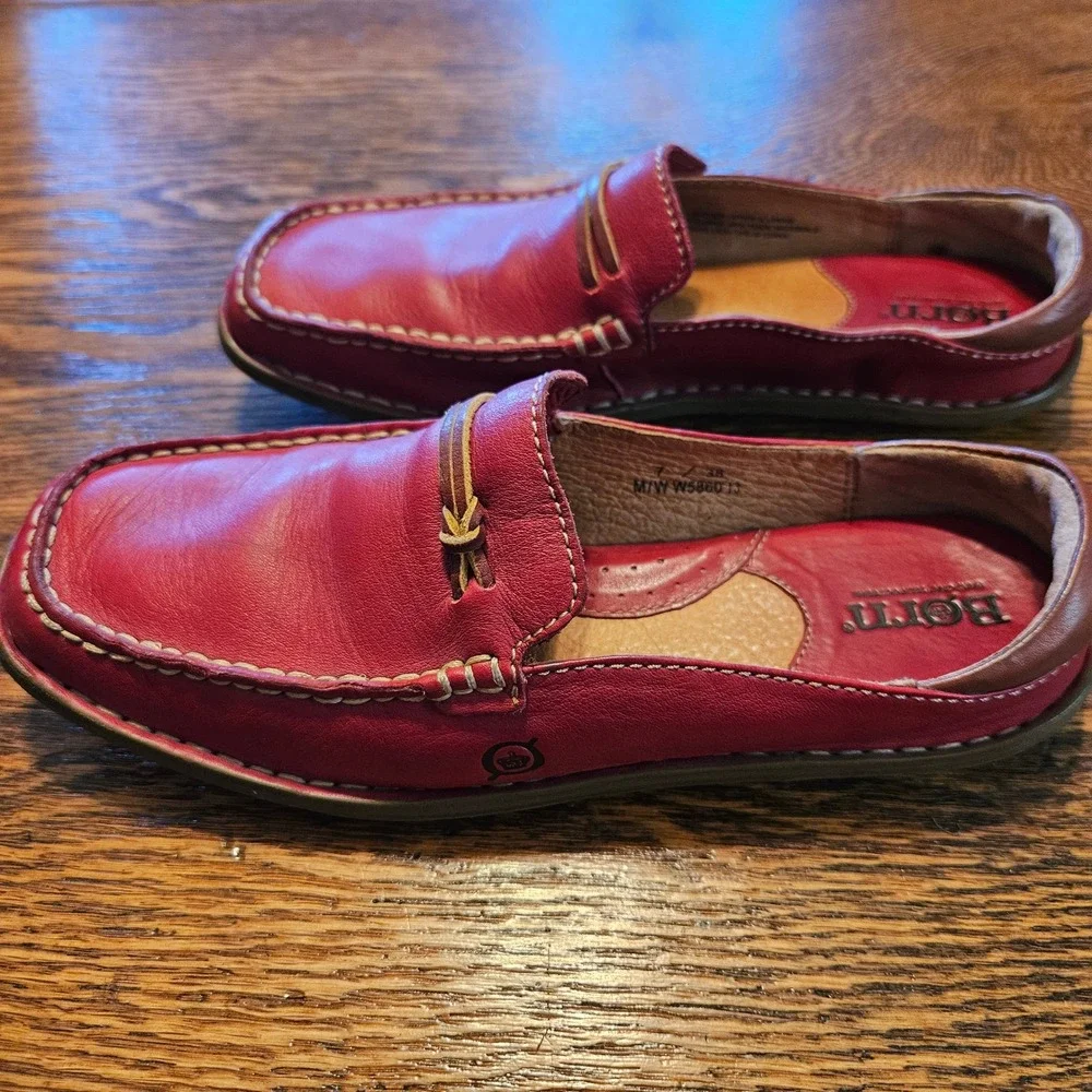Born Red Leather Casual Slip On Comfort Driving Mules Loafers Womens‎ 7M Mocs